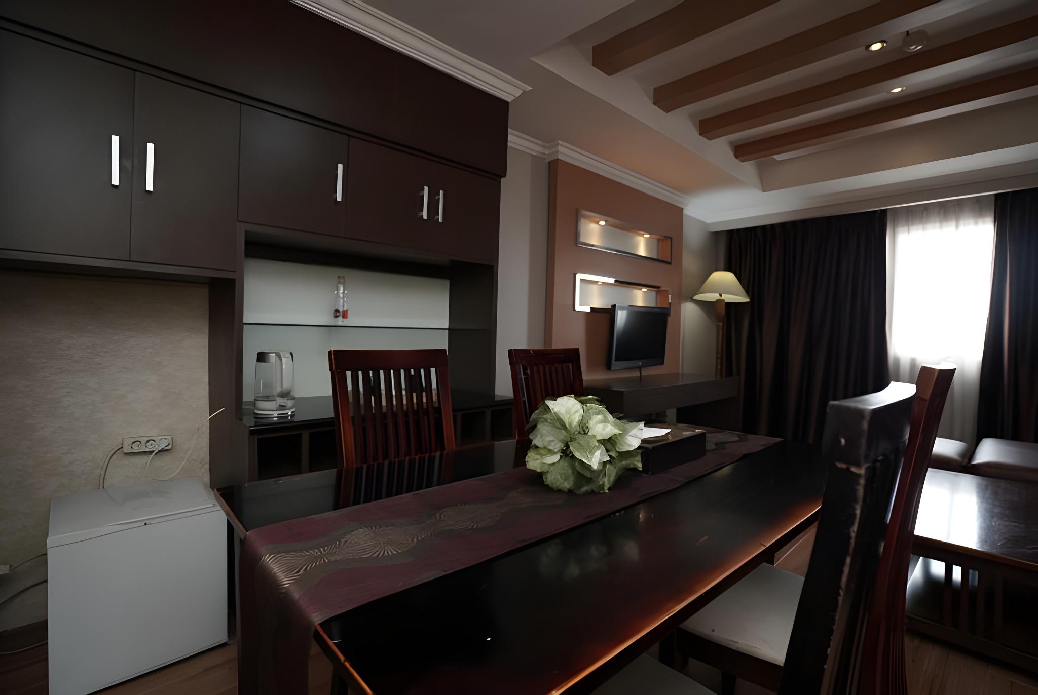 Hotel Grand Antares 41/50