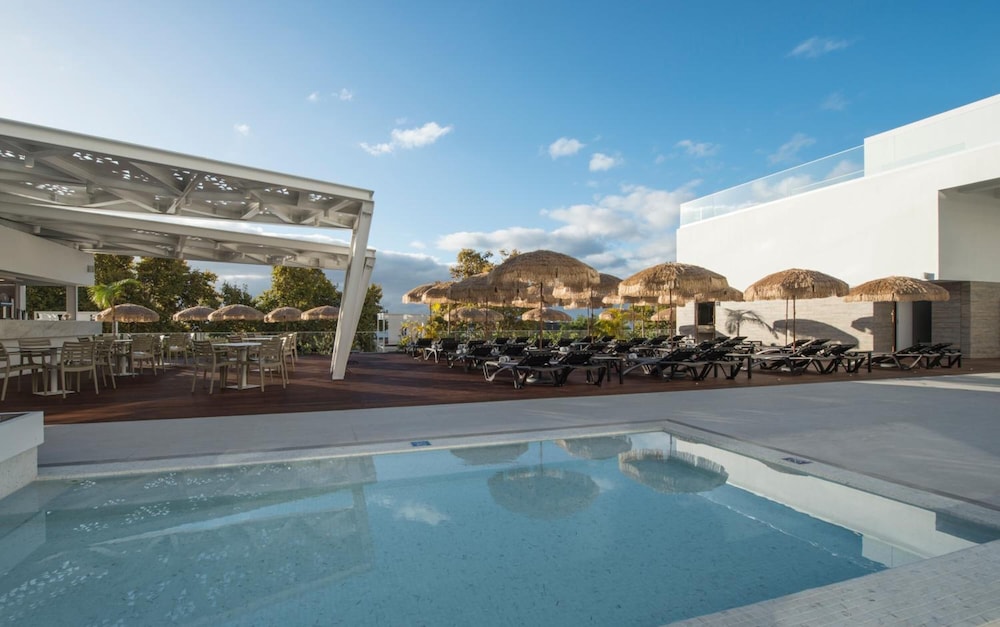 Hotel Alto Lido 15/35