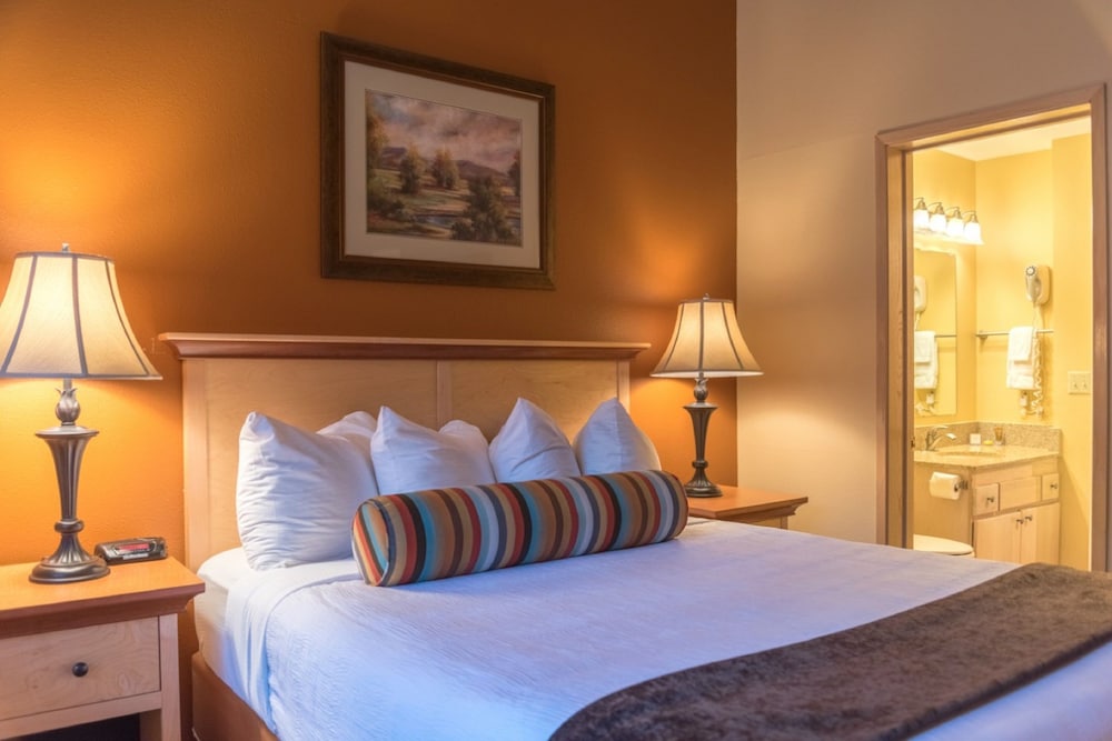 Whispering Woods Resort 16/65