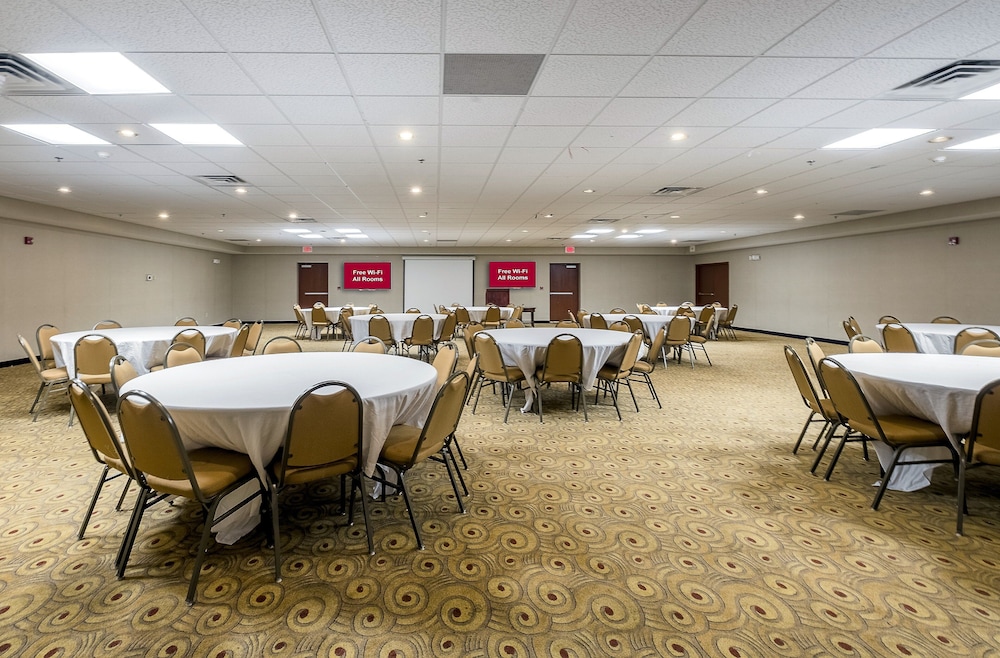 Red Roof Inn Hartford - New Britain 28/33