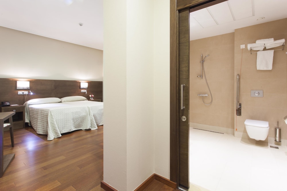Soho Boutique Oviedo 47/50