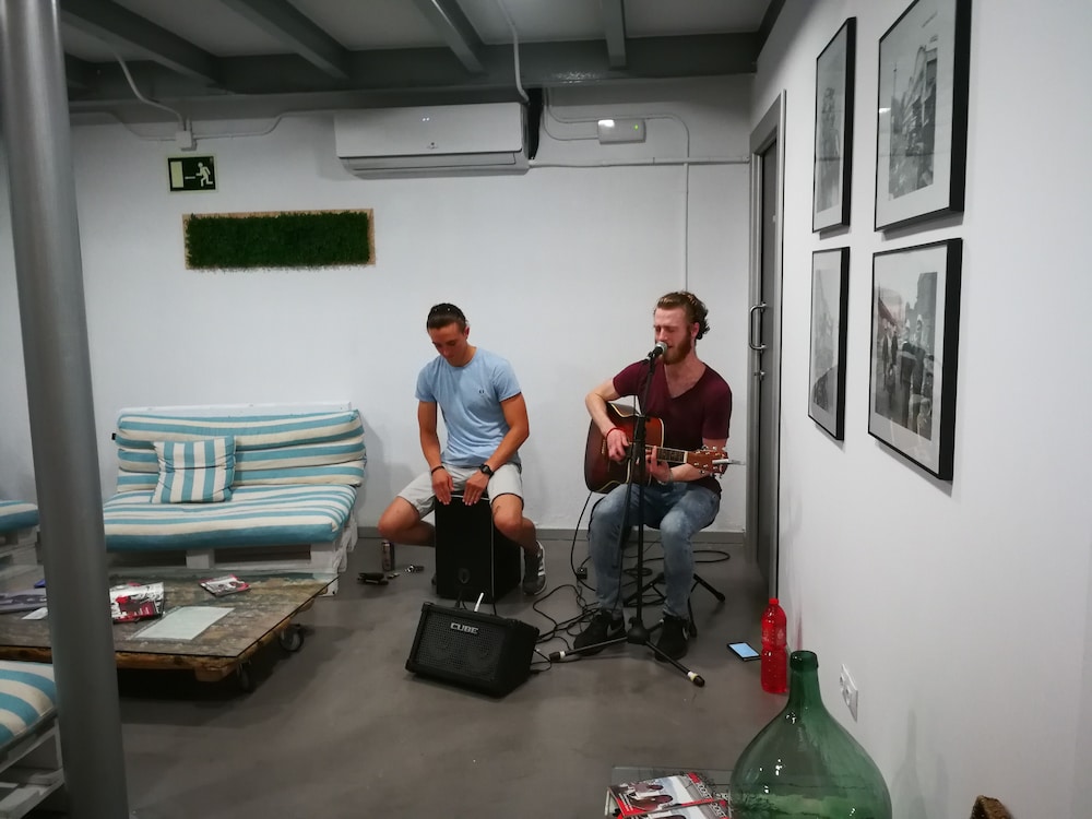 All Iron Hostel 21/50