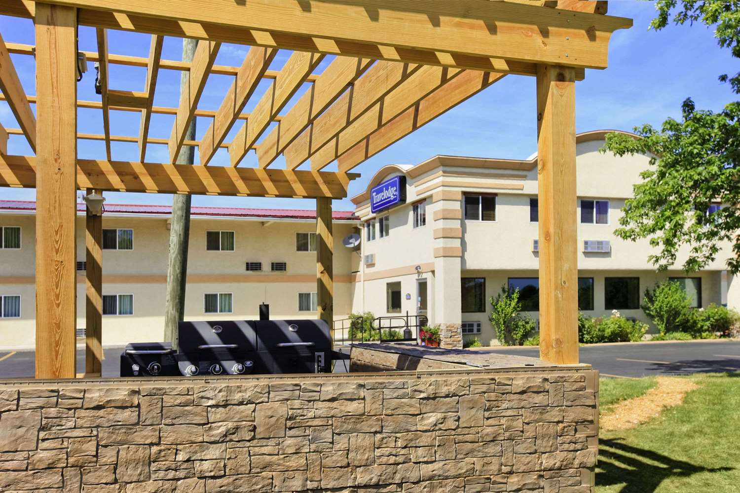 Travelodge By Wyndham Lima OH 4/6