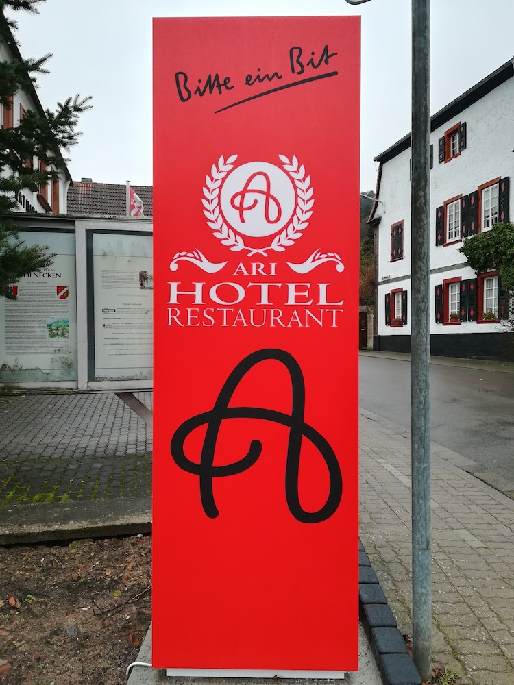 Hotel Ari 43/50
