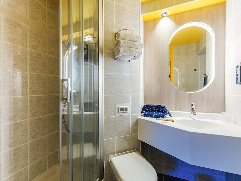 IBIS STYLES ANTIBES 71/71