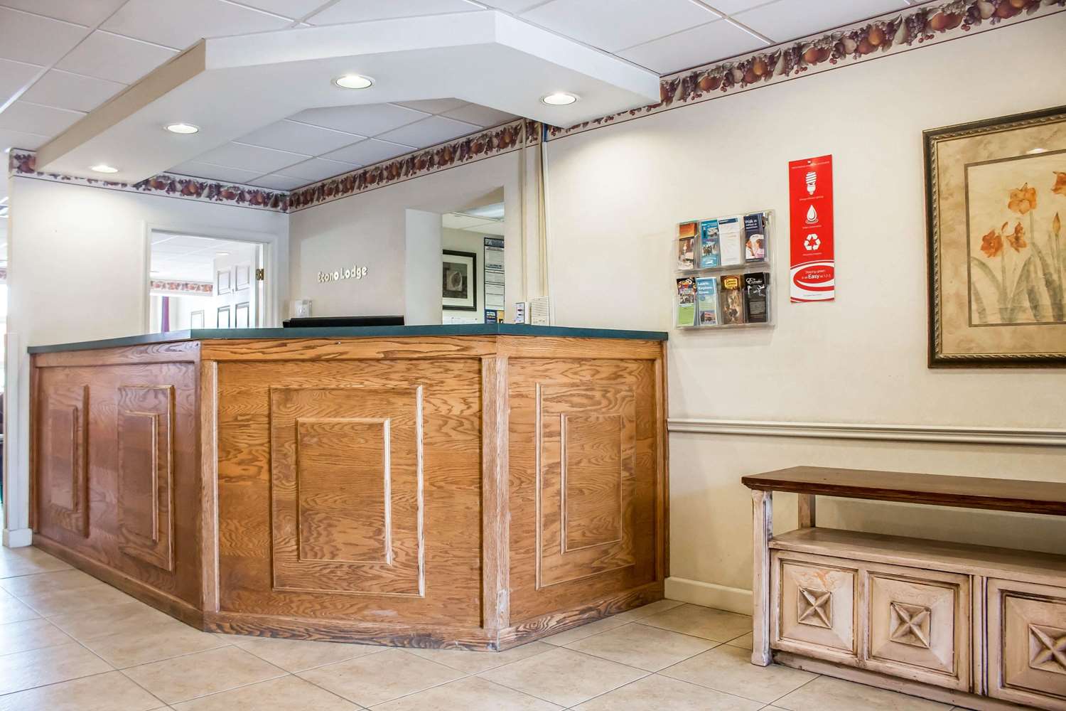 Econo Lodge Williamsport 3/43