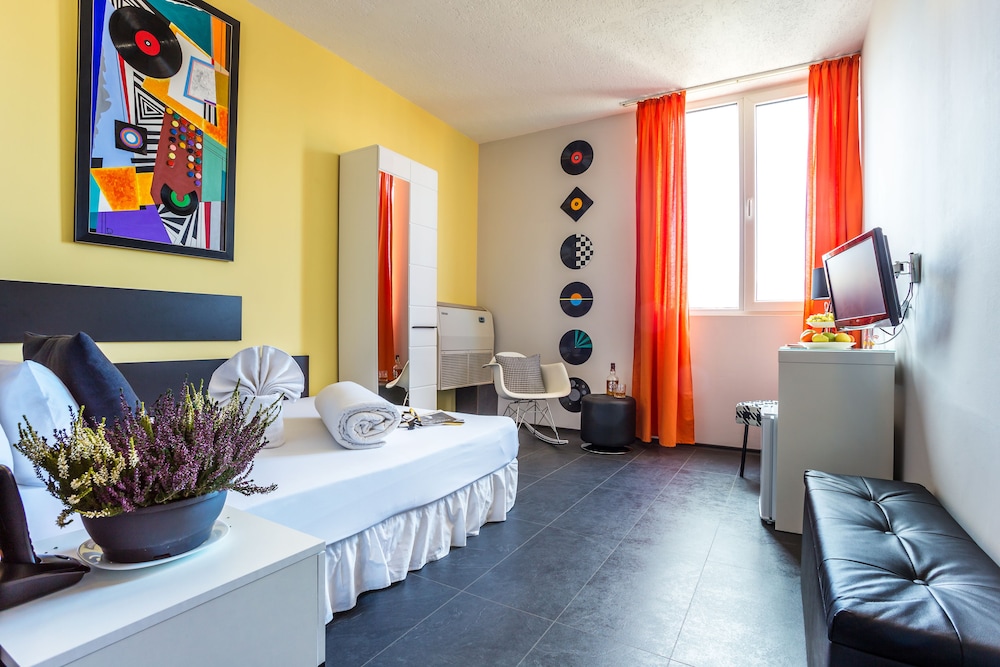 Art Hotel Simona 26/40