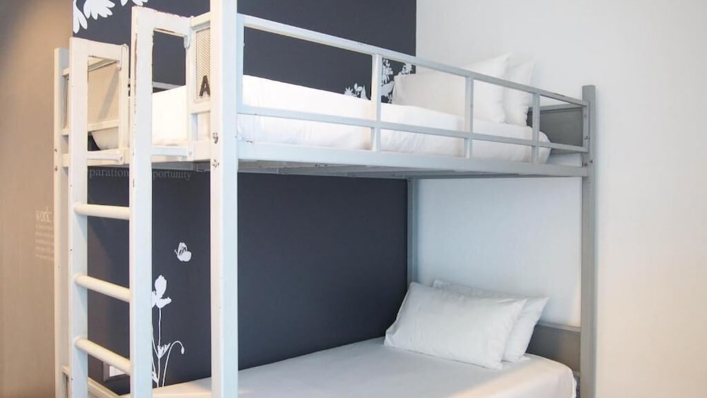 Blu Monkey Bed And Breakfast 19/63
