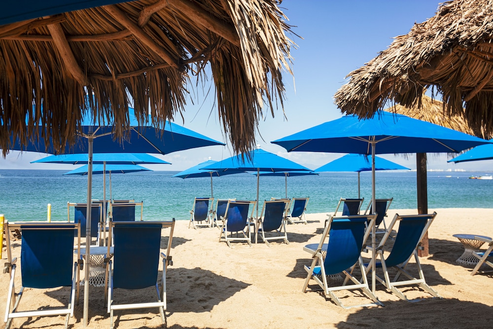 Chairs Resort By the Sea 45/49