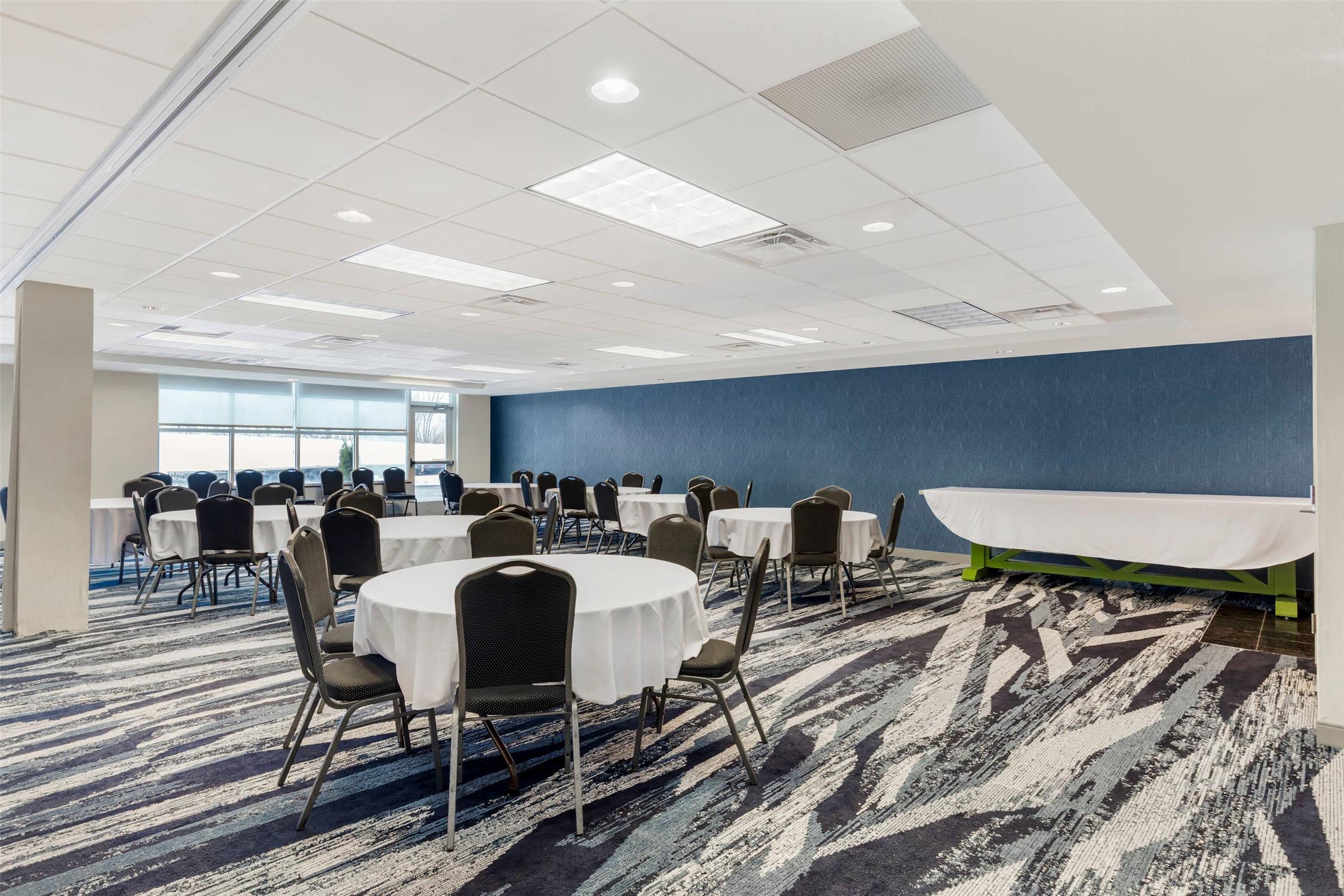 Comfort Inn & Suites Watervliet 25/31