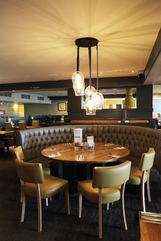 PREMIER INN TORQUAY 37/51