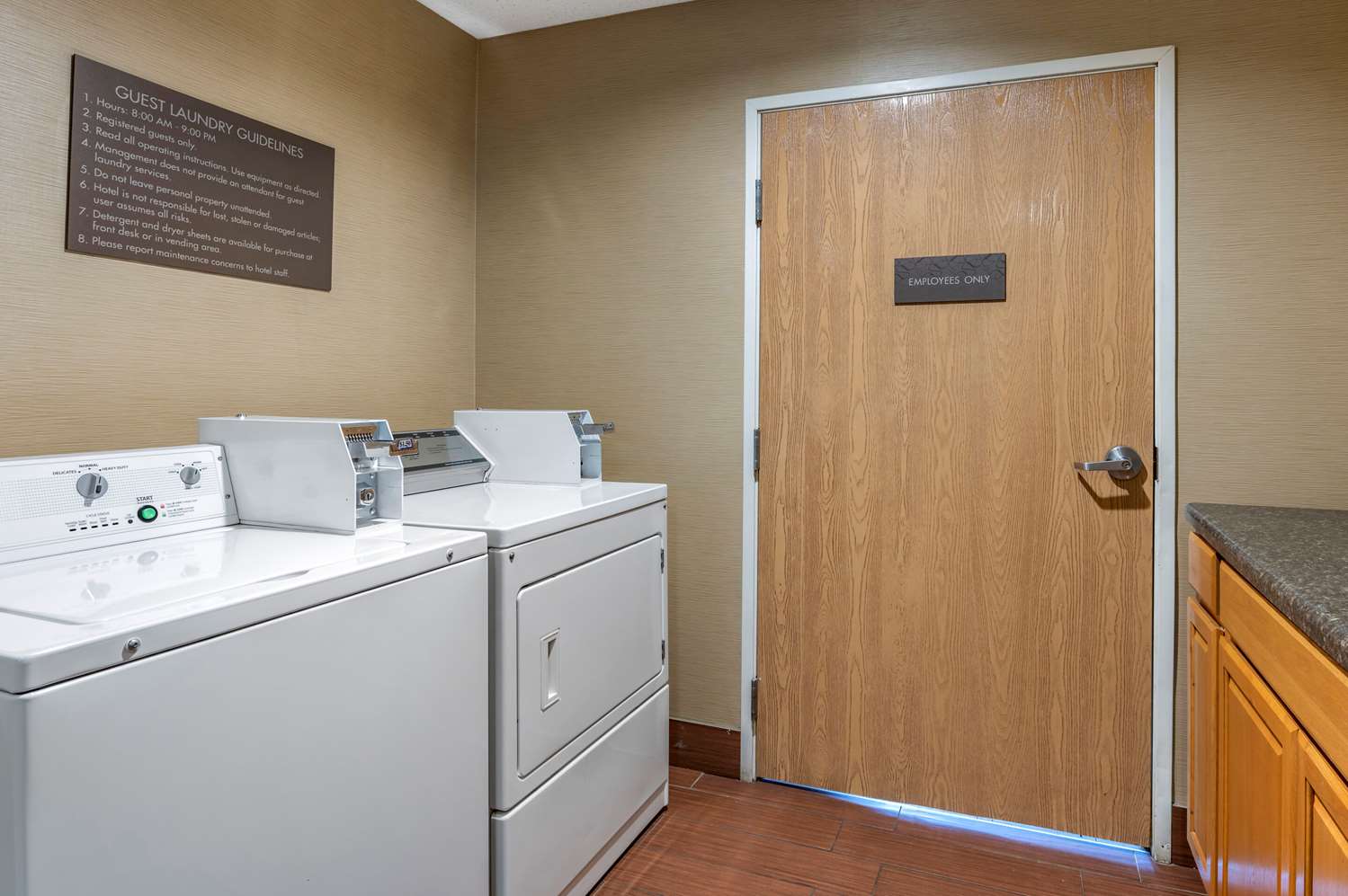 Comfort Suites Elkhart North 4/39