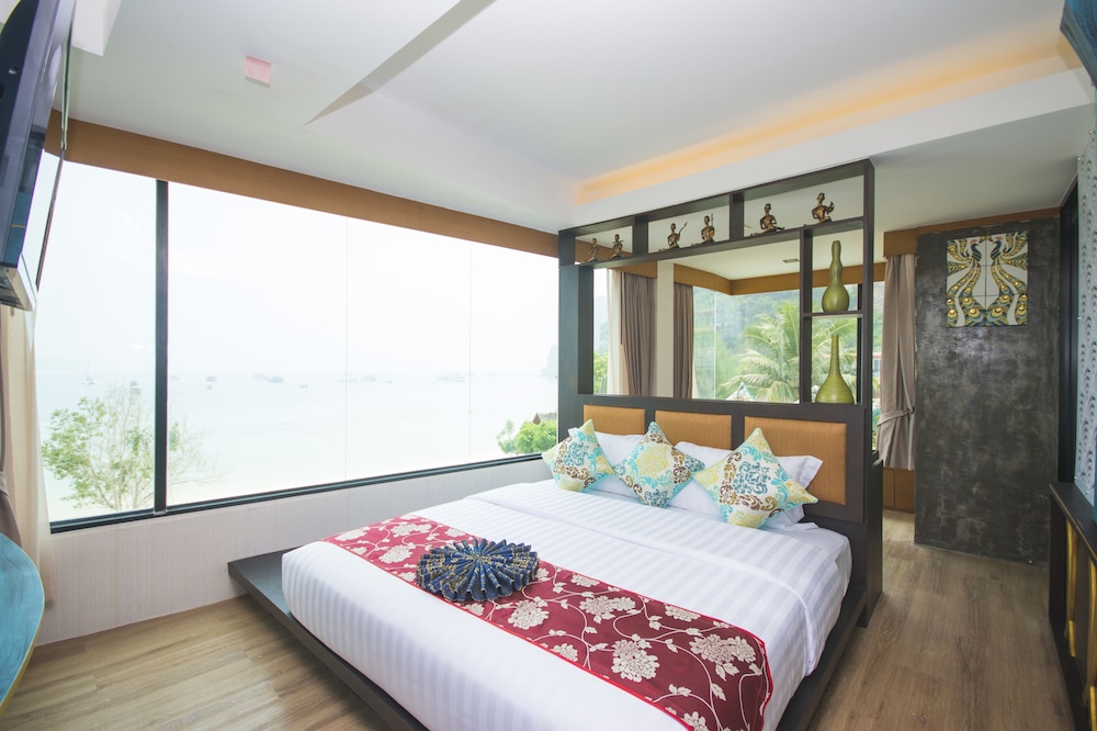 Phi Phi Nice Beach Hotel Hip 15/73
