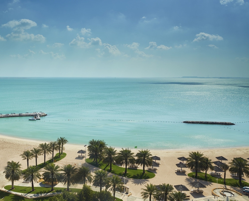 InterContinental Doha Beach and Spa 33/82