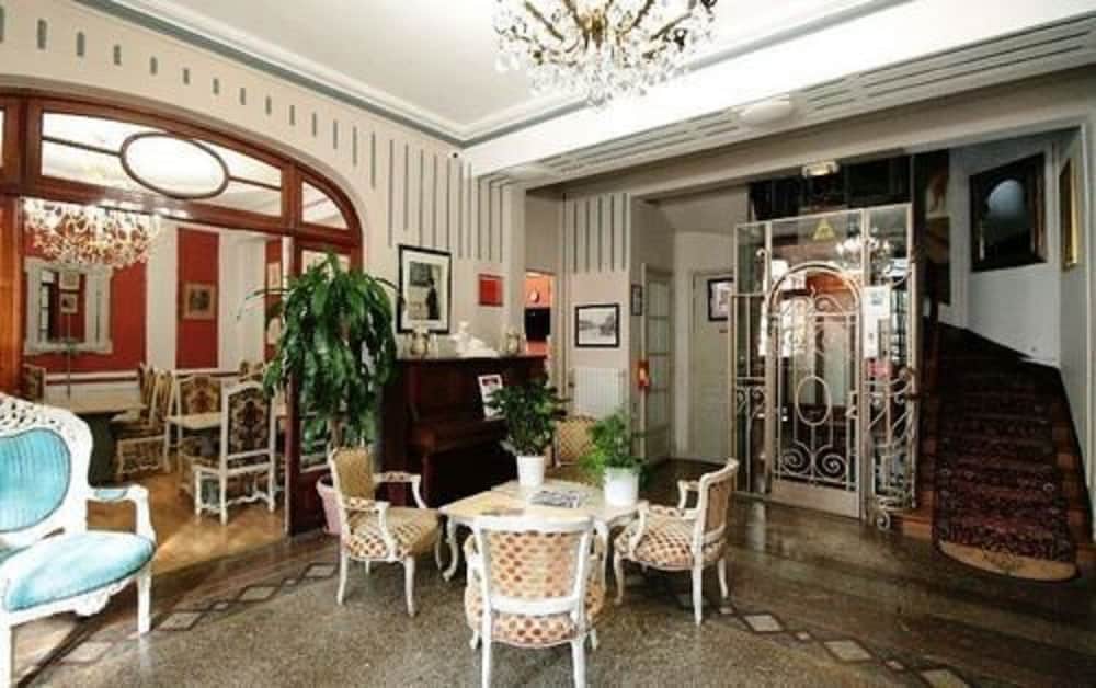 Hotel Crystal 55/69
