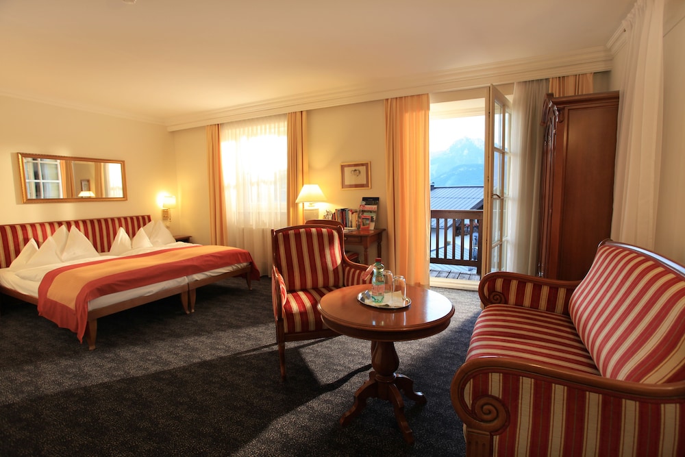 Romantik Hotel Im Weissen Roessl 44/71