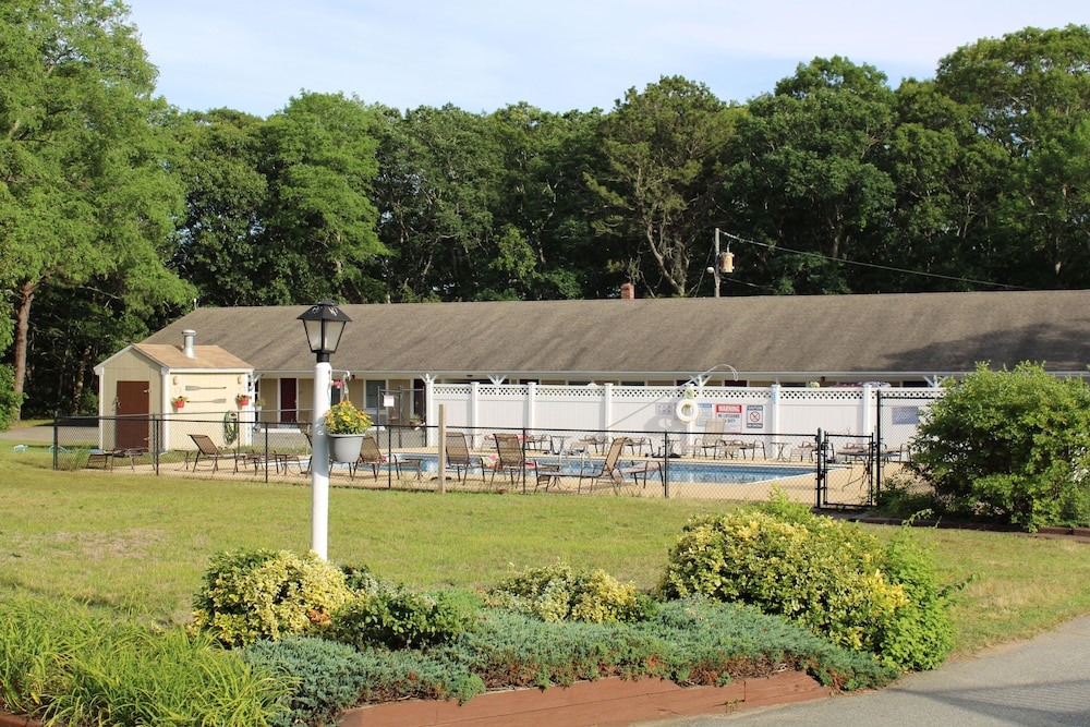 Viking Shores Motor Inn 32/35