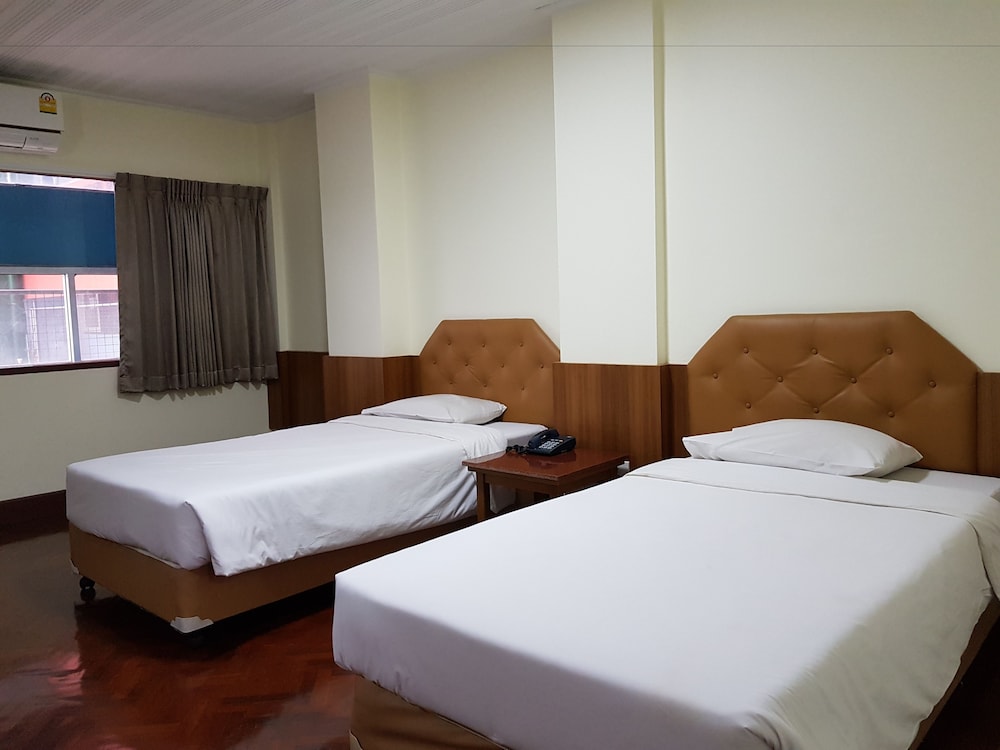 STANDARD, TWIN BEDS