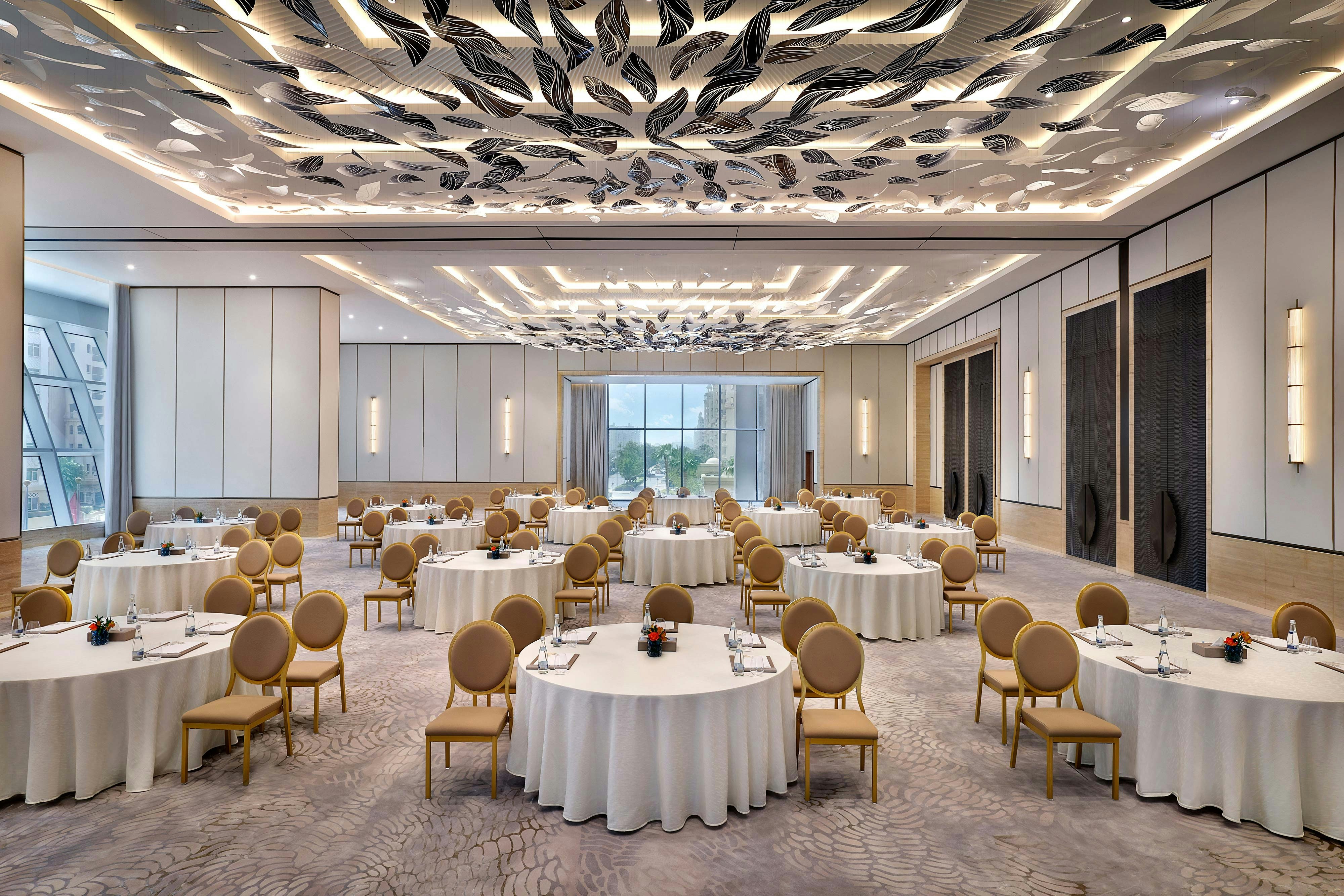 The St. Regis Dubai, The Palm 11/17