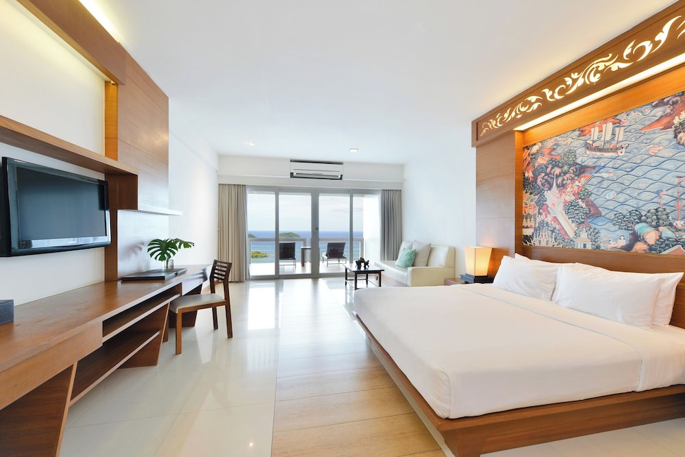 Cliff Top, Deluxe, King Bed