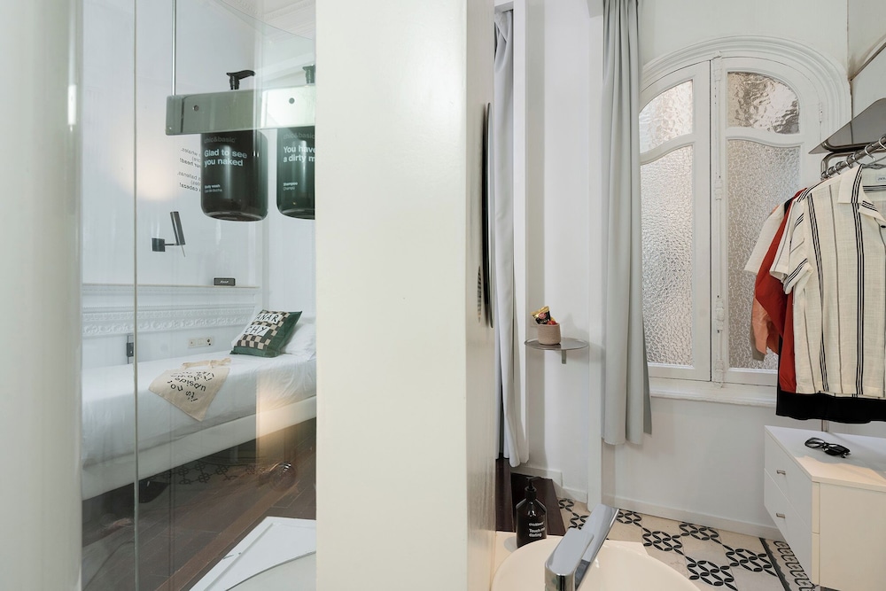 chic&basic Born Boutique Hotel 36/39