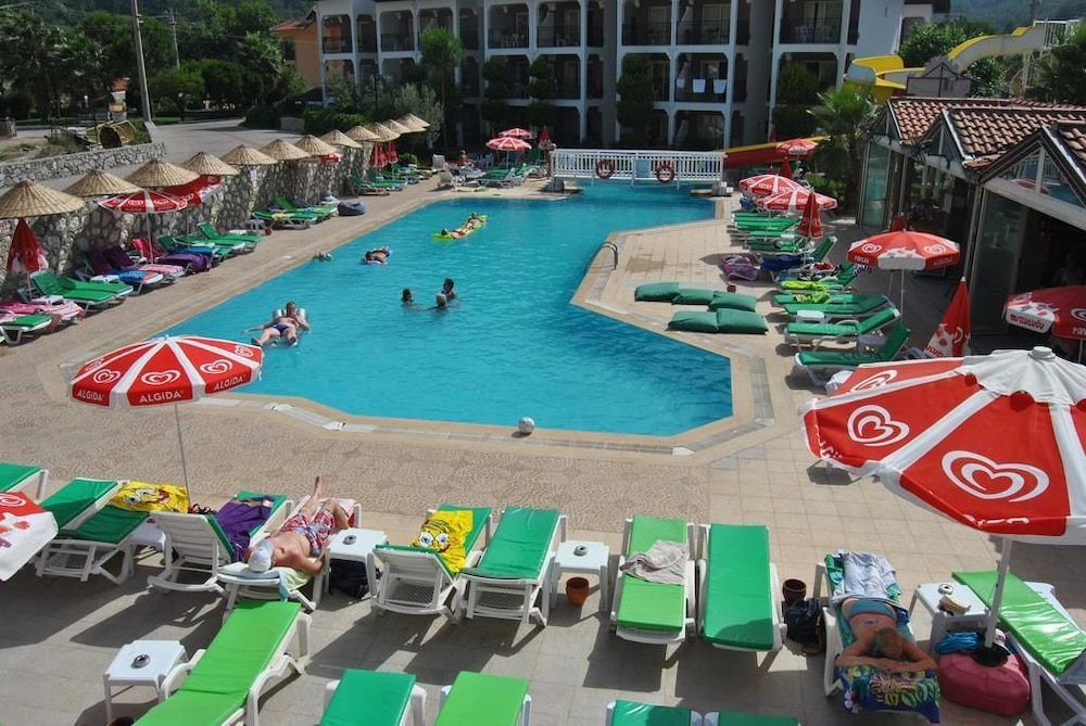 Club Ekinci Palace 16/29