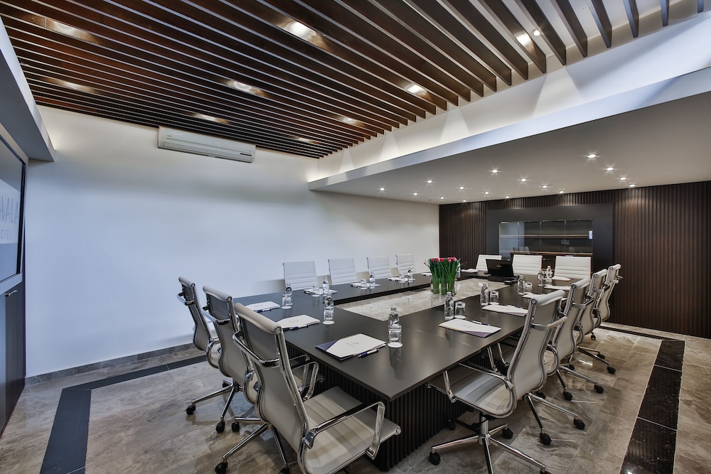 Kavala Hotel 36/50