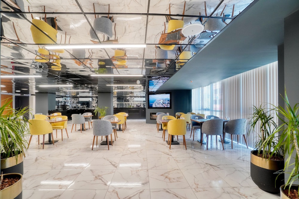 Ibos Hotels Izmir 42/64