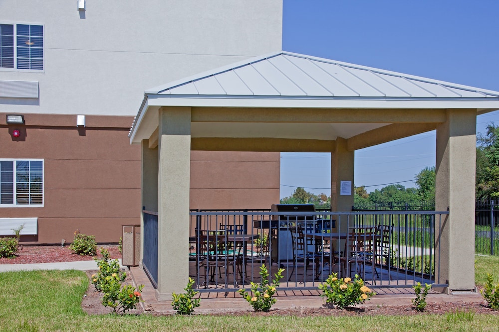 Candlewood Suites Hotel Texas City 3/53