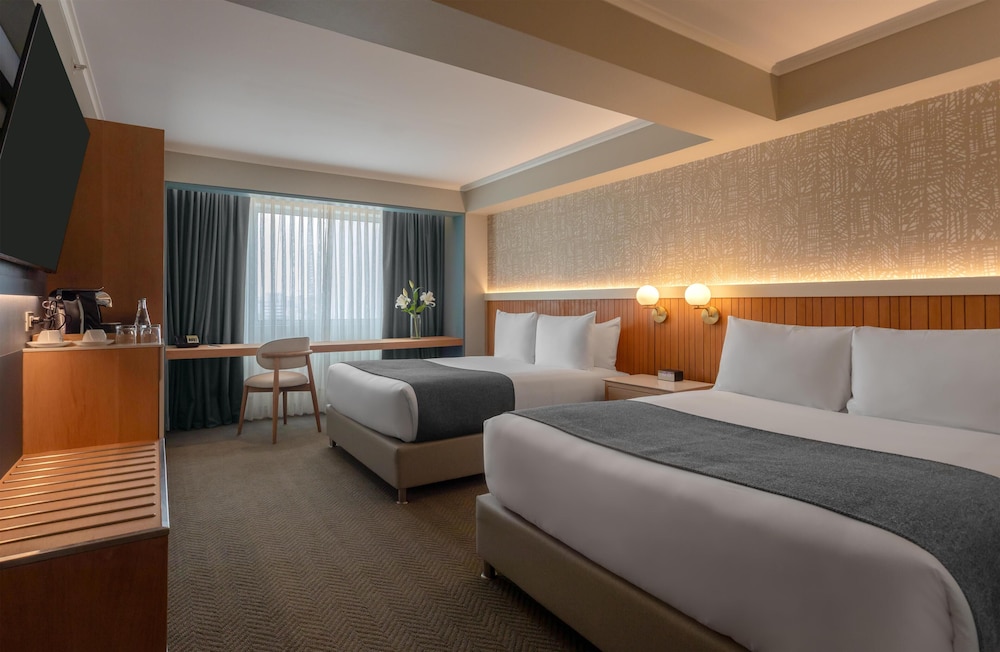 ROOM, 2 DOUBLE BEDS