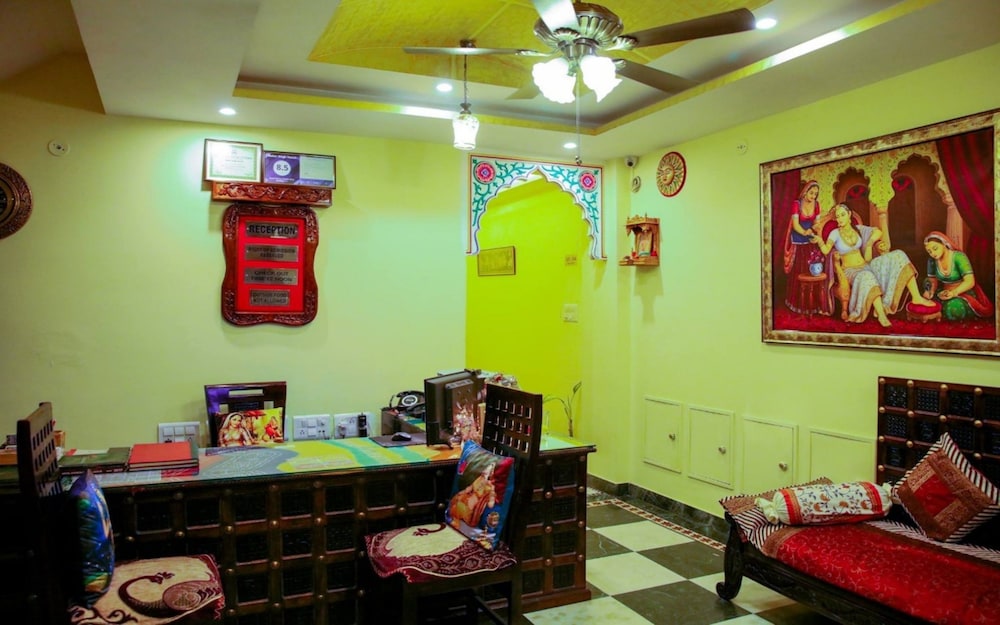 Nahar Singh Haveli 35/47