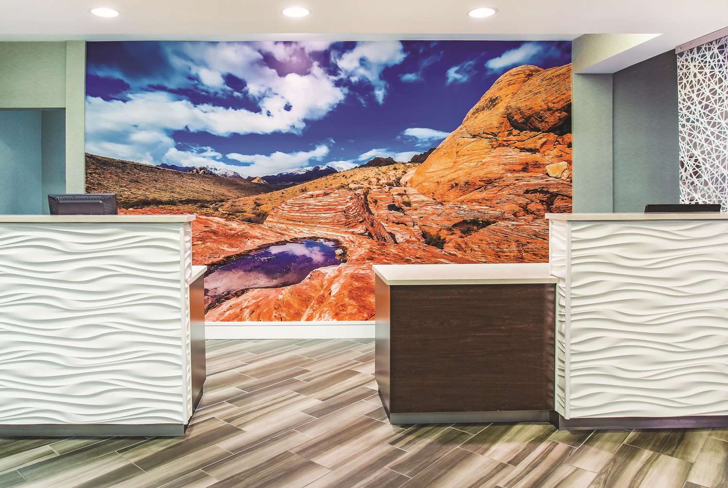 La Quinta Inn And Suites By Wyndham Las Vegas Summerlin Tech 9/49