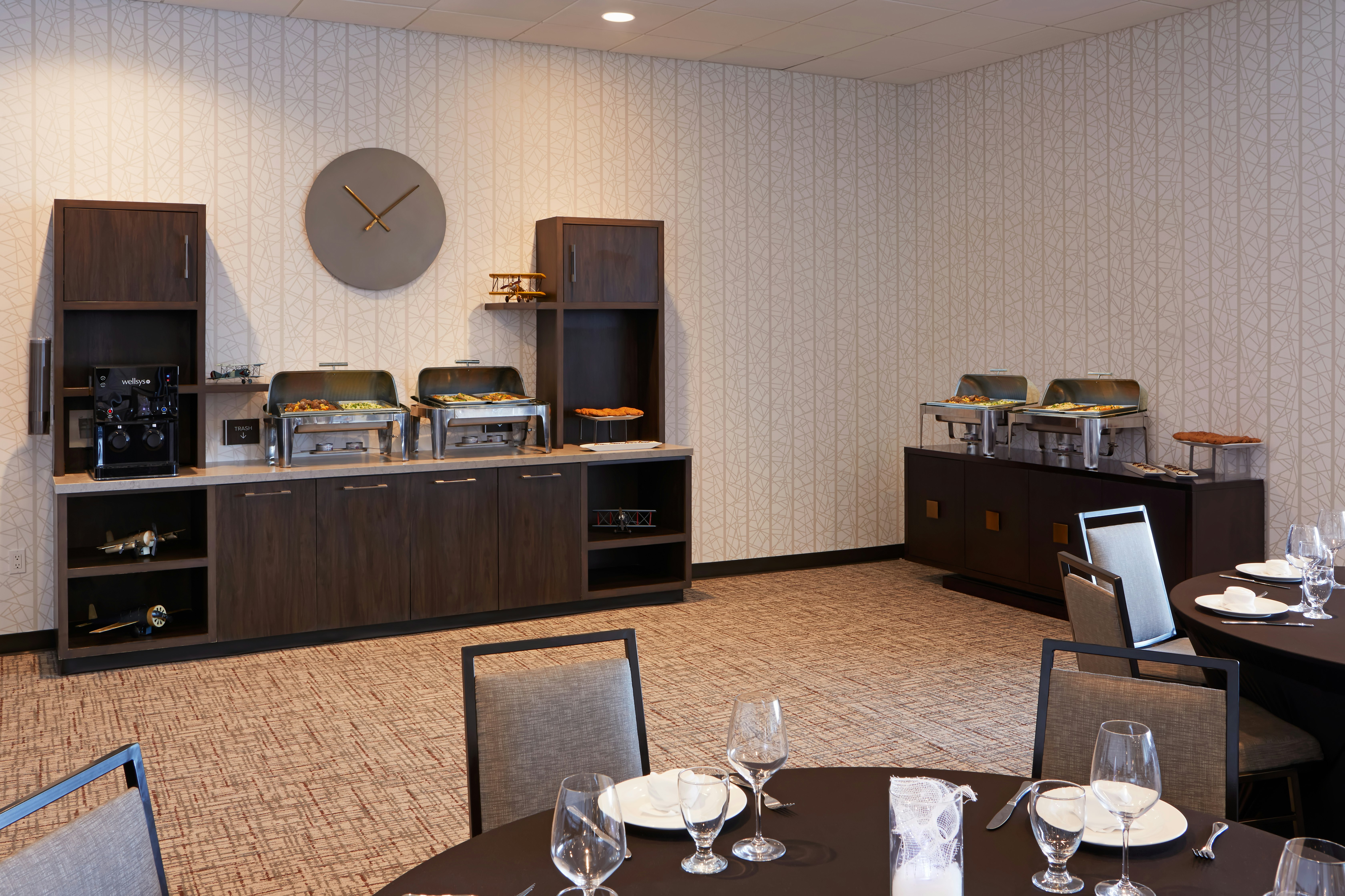 H Hotel Los Angeles, Curio Collection by Hilton 36/59