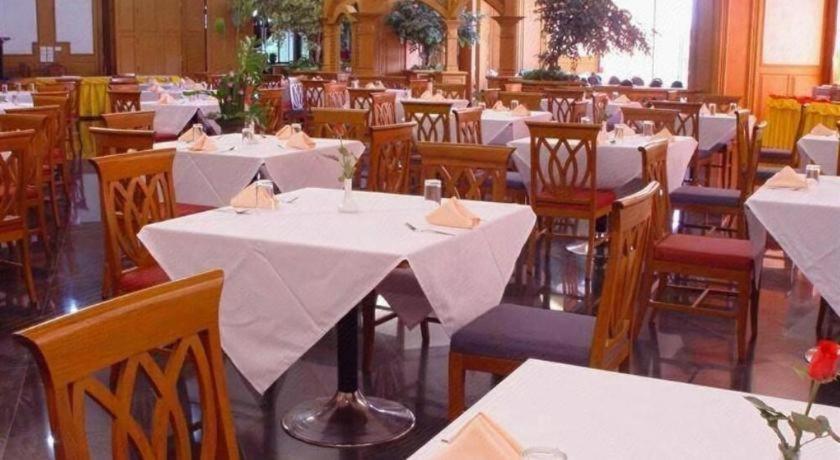 Pathumthani Place Hotel 22/34