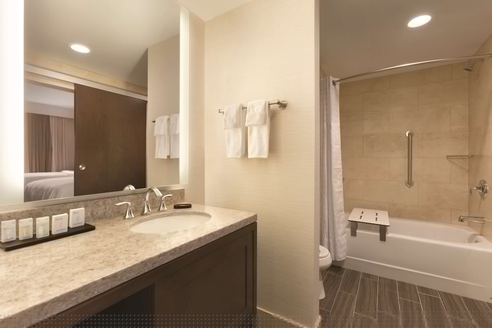 Embassy Suites Akron-Canton Airport 6/58