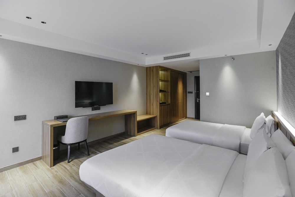 Hotel Casiana & Events Center 25/48