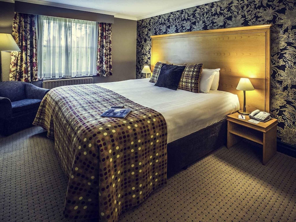 Mercure Bristol North The Grange Hotel 12/50