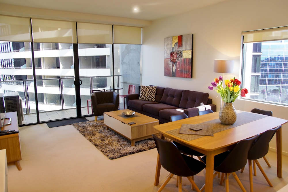 Accent Accommodation at Docklands Melbourne 28/50