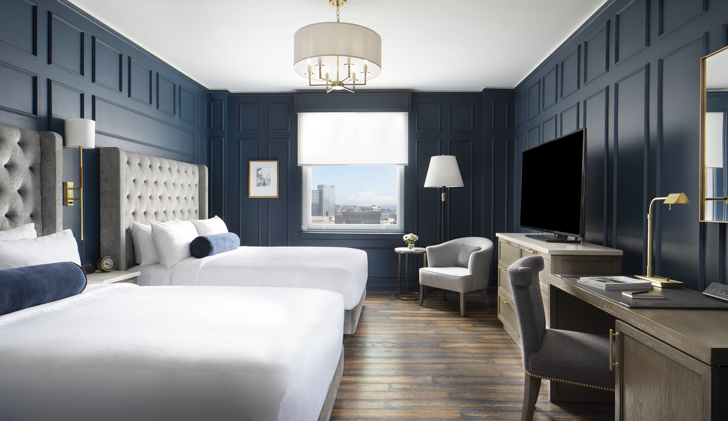 GRAND, 2 QUEEN BEDS, WITH VIEW, HIGH FLOOR