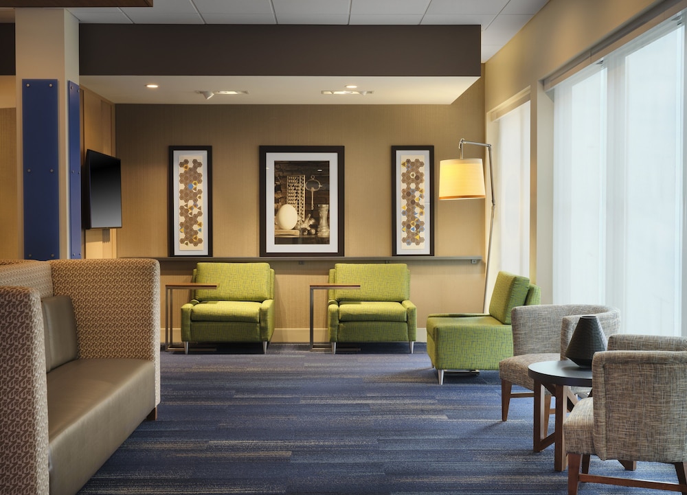 Holiday Inn Express And Suites Lockport 31/48