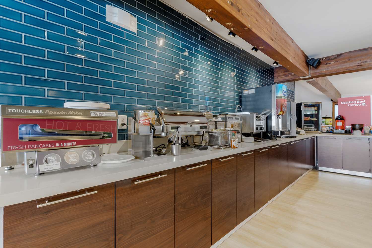 Best Western Plus Novato Oaks Inn 3/28
