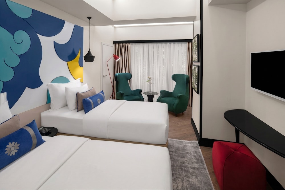 ECONOMY, BASEMENT, TWIN BEDS