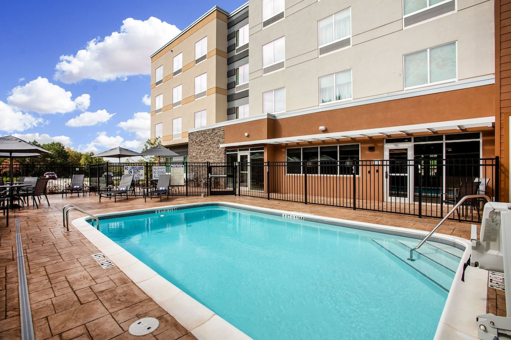 Fairfield Inn & Suites by Marriott Greenville Spartanburg/Duncan 1/40