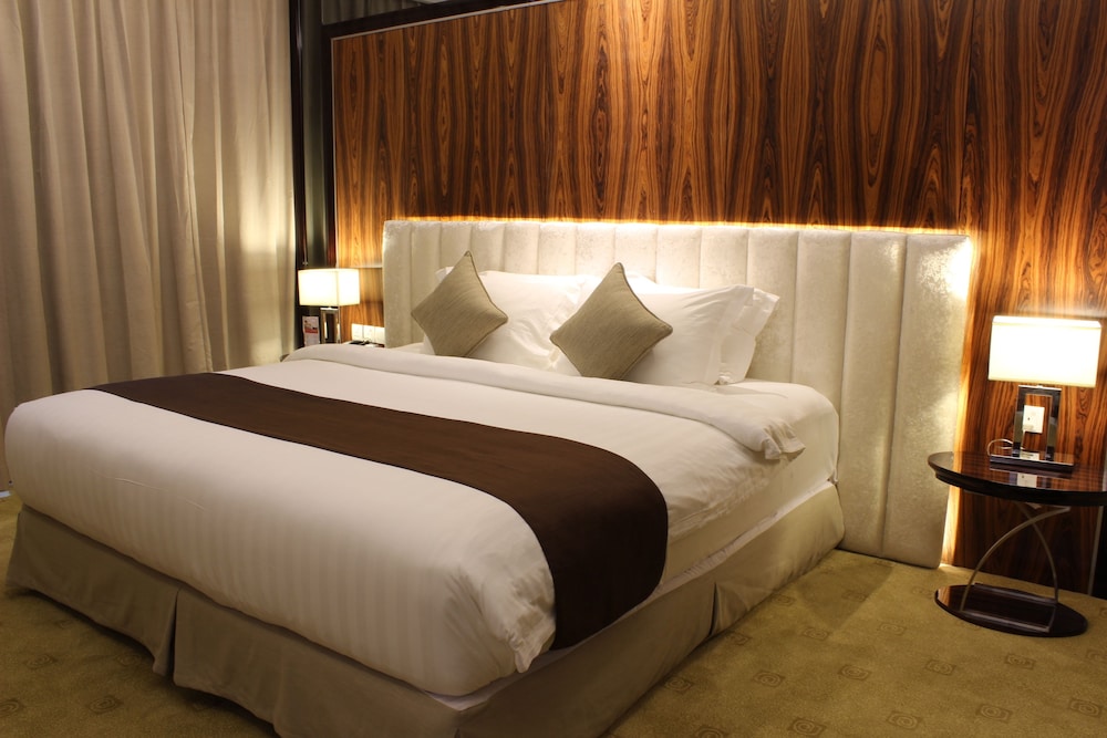 SWISS-BELHOTEL HARBOUR BAY 21/81
