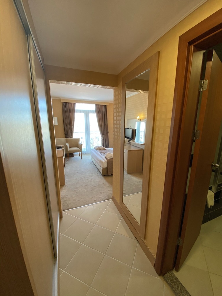 Atabay Termal Hotel 9/23