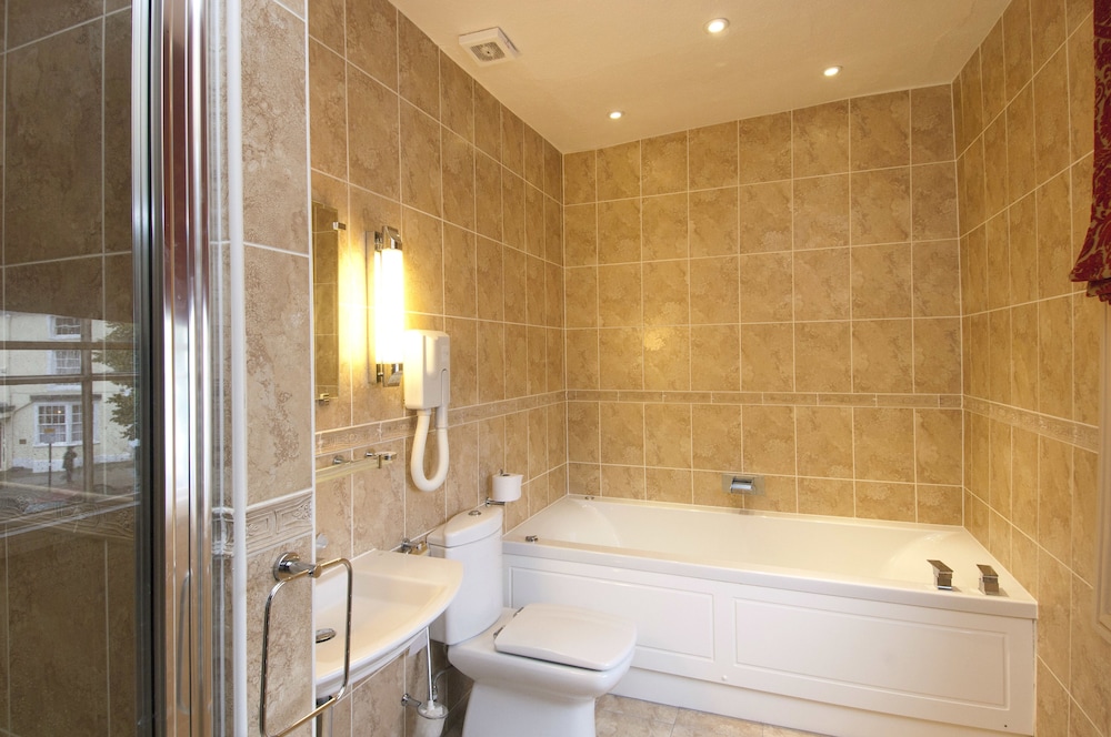 The Old Crown Coaching Inn 50/50
