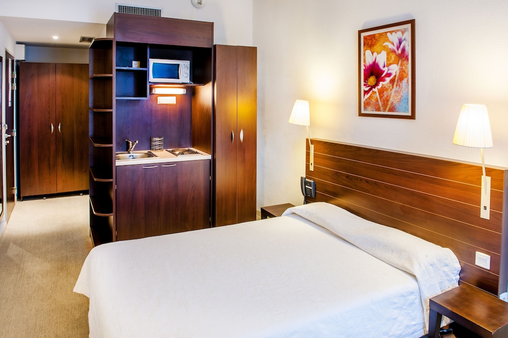 Appart Hotel Saint Jean 5/47