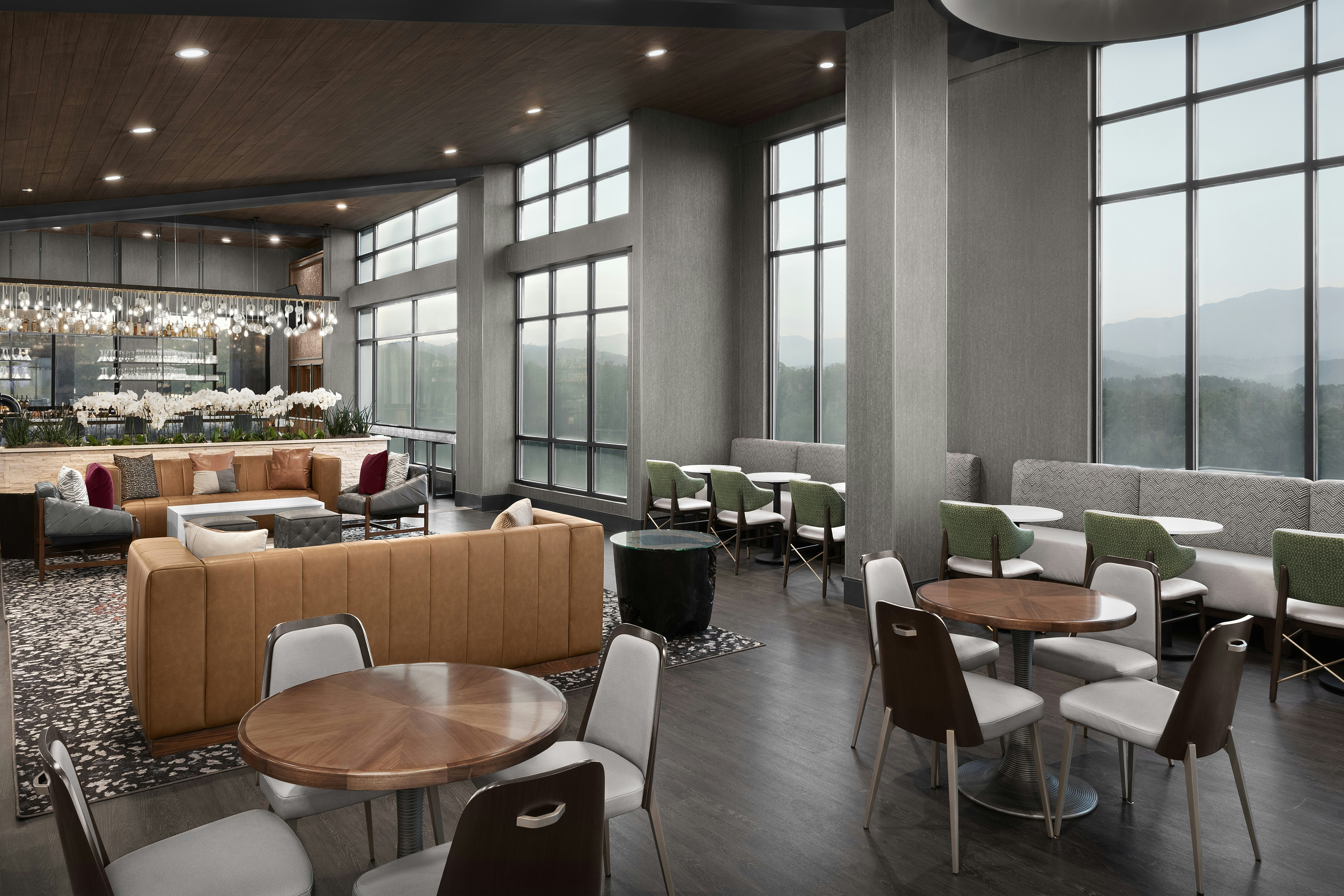 Embassy Suites by Hilton Pigeon Forge Resort 27/40