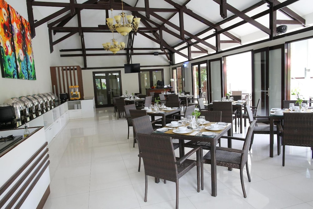 SAMARA RESORT 54/72