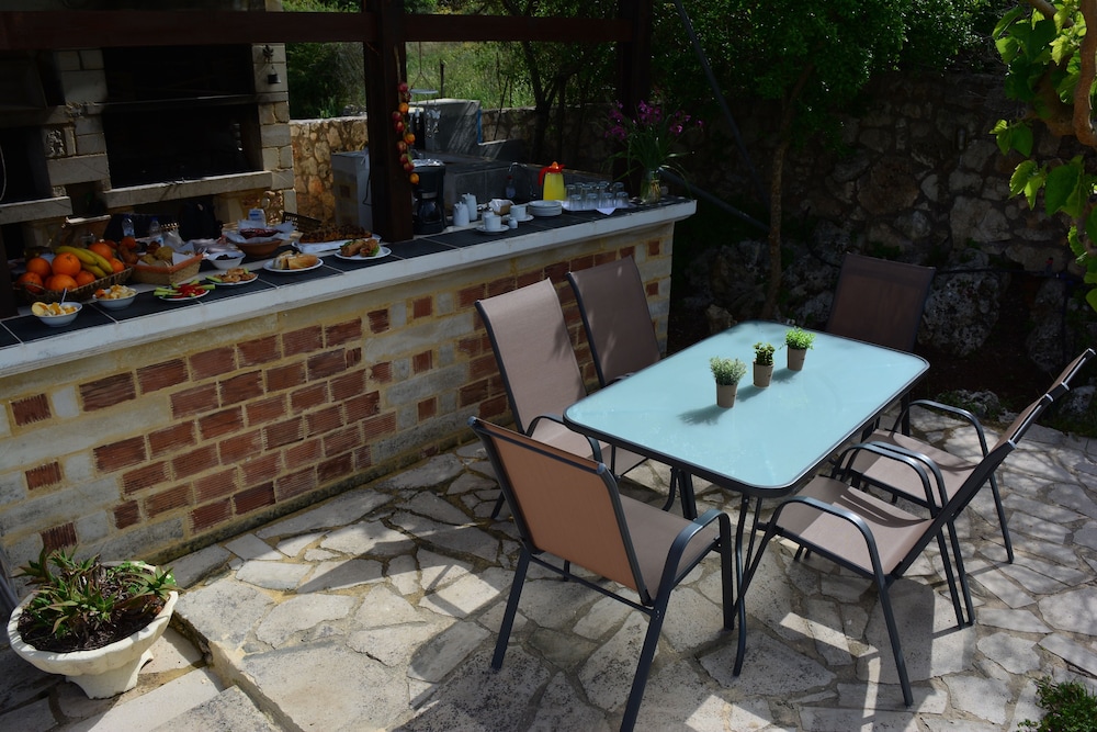 Elianthos Villa 32/41